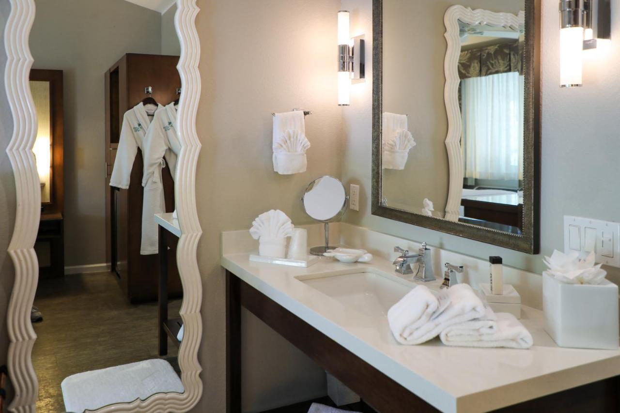 Almond Tree Inn - Adults Only Кі-Вест Номер фото